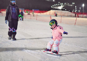 北京冬奥会带动三亿人参与冰雪运动