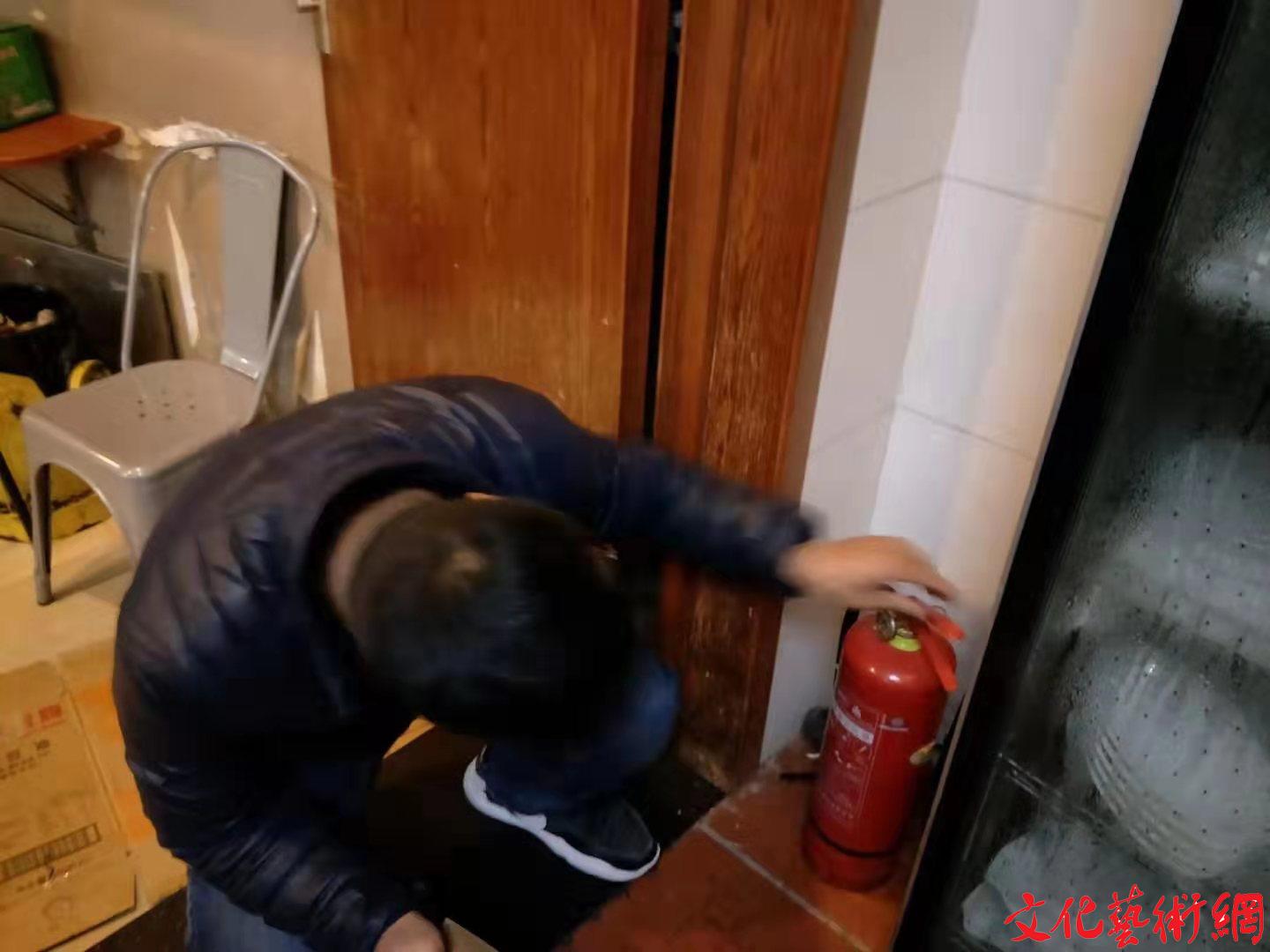 1B00D
