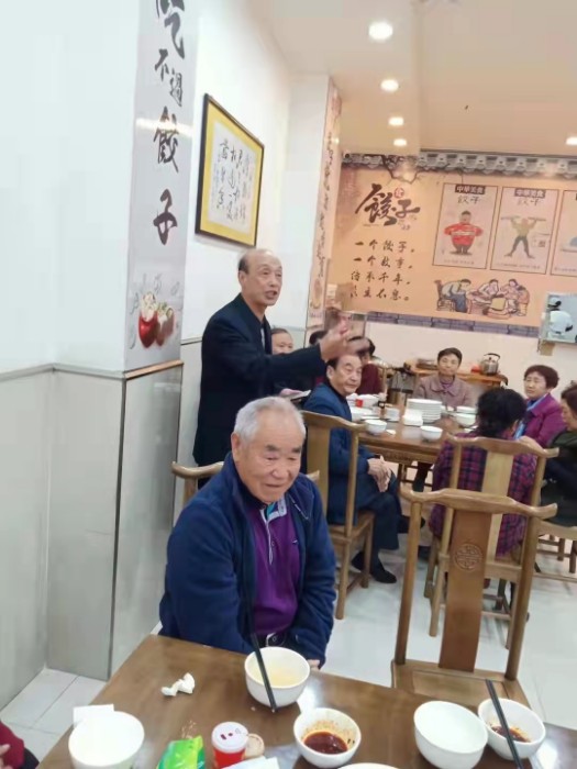 60aaaac591e1a121dd67bf0e746bcb7.jpg