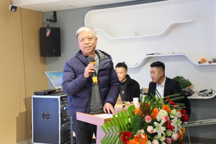 d9a3e41253acd8516c6d1261575effa.jpg