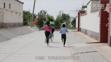 816c62ab60d4106ba2cc9df285fed237.gif