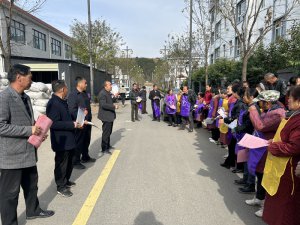 陕西洛南县保安镇宣传平安建设工作