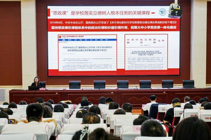 c8286e429eee15d07c501bf5435c8e72.jpg
