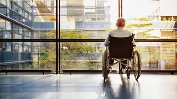 �������������ʵ����Ӧ���˿����仯������