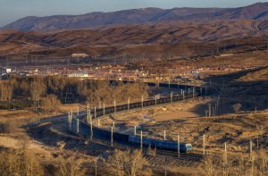 ϰ��ƽ����ǹ����£����ɹš�˫̼������