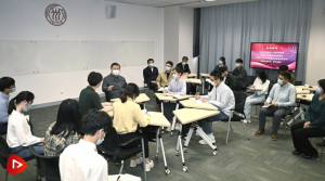 �����ӿ��������к�ɫ���������й���� �����й���ɫ����һ����ѧ