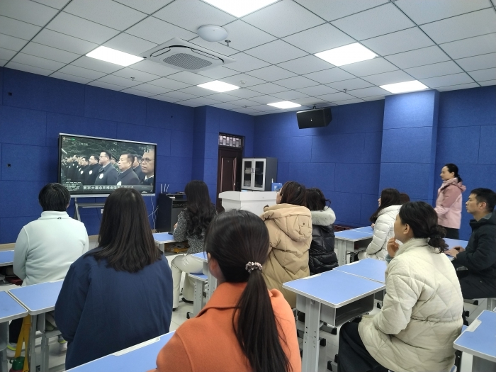 1765764699120303.jpg e8f72ec0f9dba29f010f2f59abaa8f94.jpg