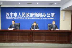 ���С�ʮ���塱�Ļ�����ɹ���˶ ǧ�ڼ����ò�ҵ��Ⱥ����ʵ�ֽ׶���ͻ��